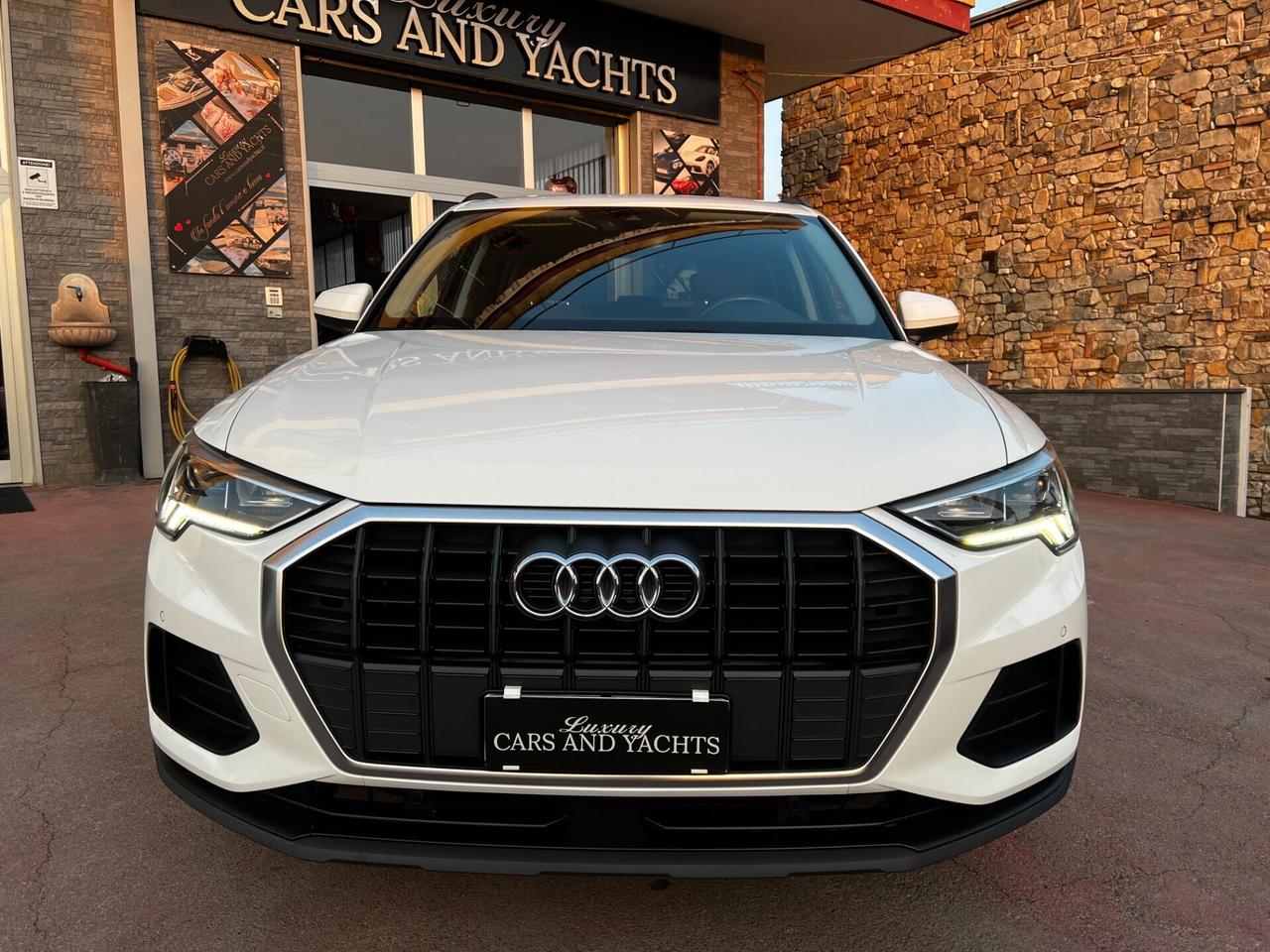 Audi Q3 35 TDI S tronic Advanced-2019- LED- NAVI