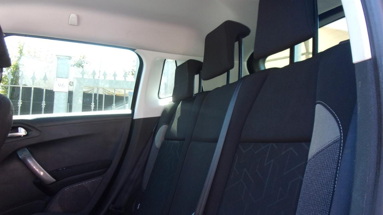 Peugeot 2008 BlueHDi 75 Active