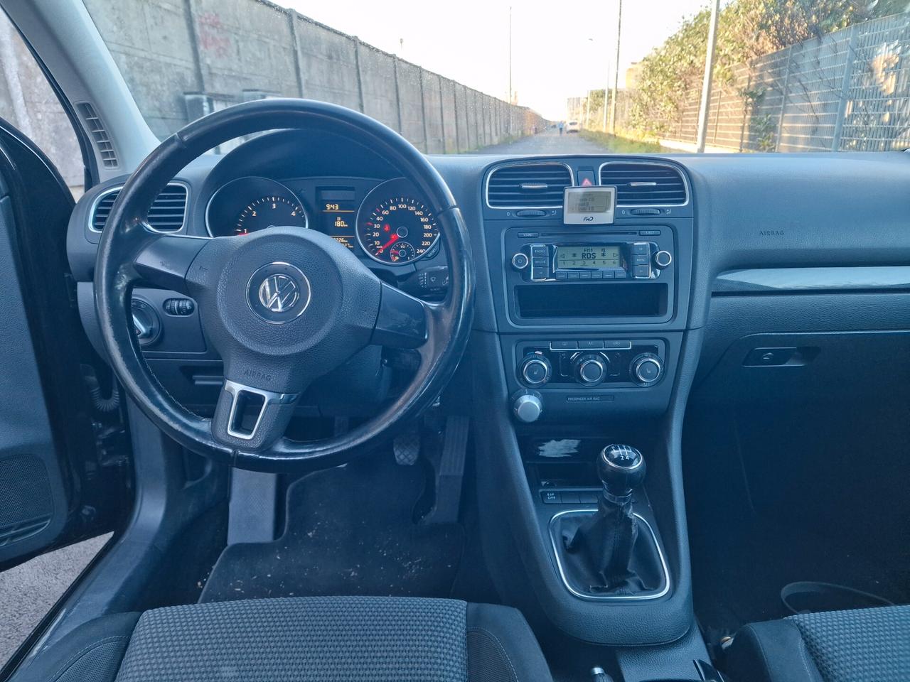 Volkswagen Golf 2.0 TDI 110CV Gancio traino