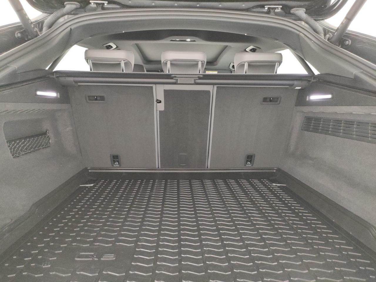 Audi Q8 55 3.0 tfsi mhev sport quattro tiptronic