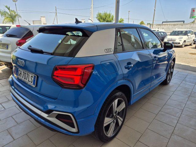 AUDI Q2 30 TDI S line Edition