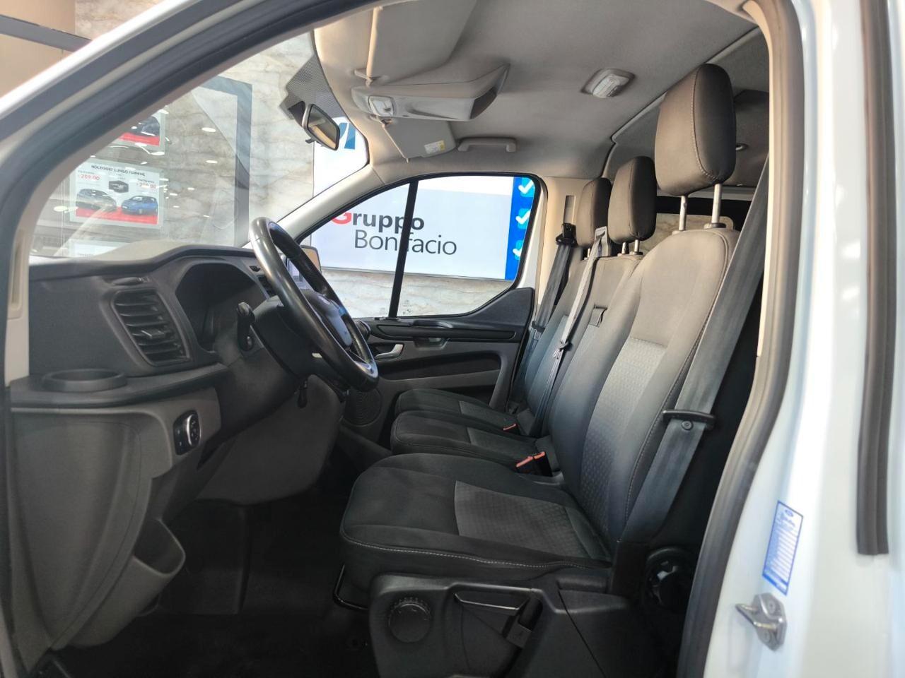 Ford Transit Custom 320 2.0 EcoBlue 130 PL Combi Trend ( con motore montato nuovo fatturato, zero Km )
