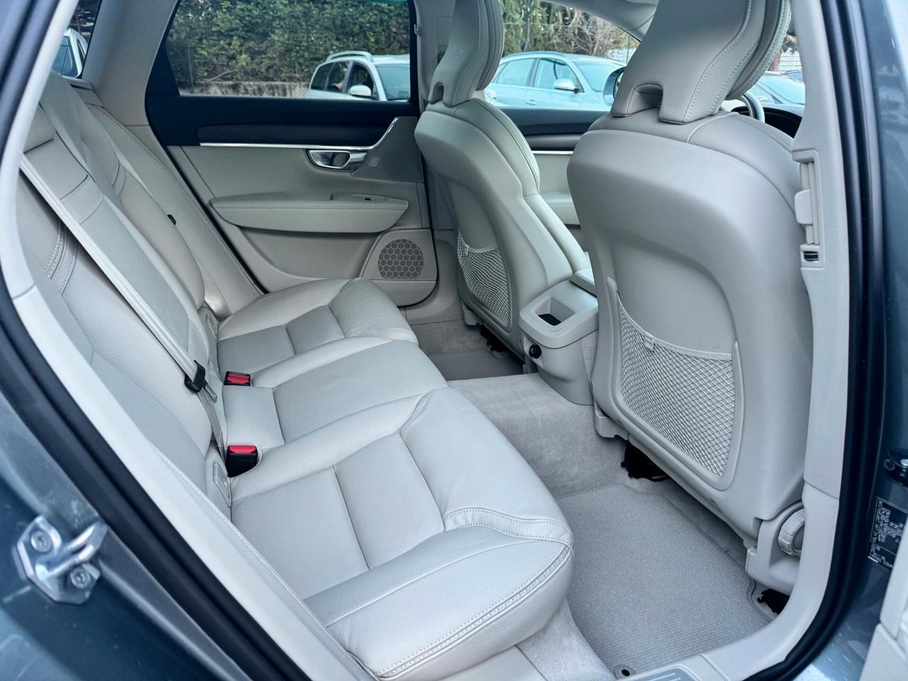 Volvo V90 Cross Country D4 AWD Geartronic