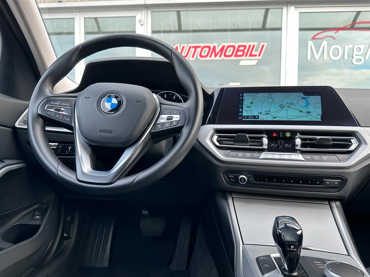 BMW 320d Touring xDrive AUTOMATICA EURO6D! PELLE!
