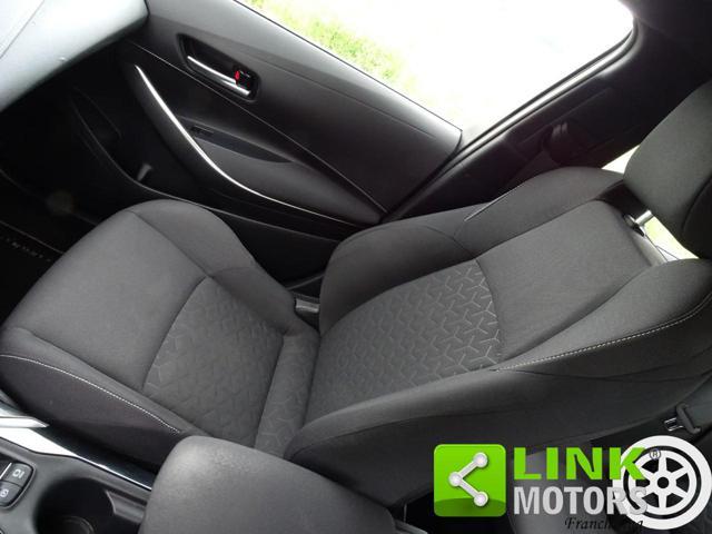 TOYOTA Corolla Touring Sports 2.0 Hybrid Business