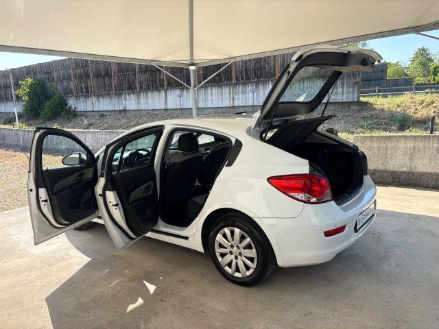 CHEVROLET Cruze 1.6 5 porte LT EURO 5 OK NEOPATENTATI