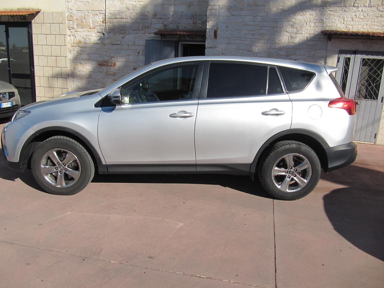 Toyota RAV 4 RAV4 2.0 D-4D 2WD