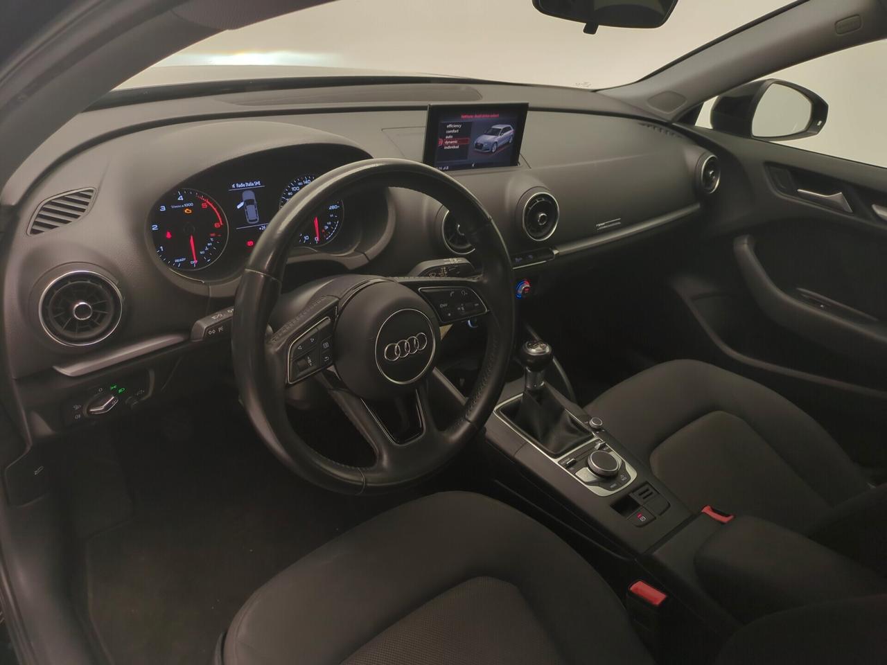 Audi A3 SPB 30 TDI Business
