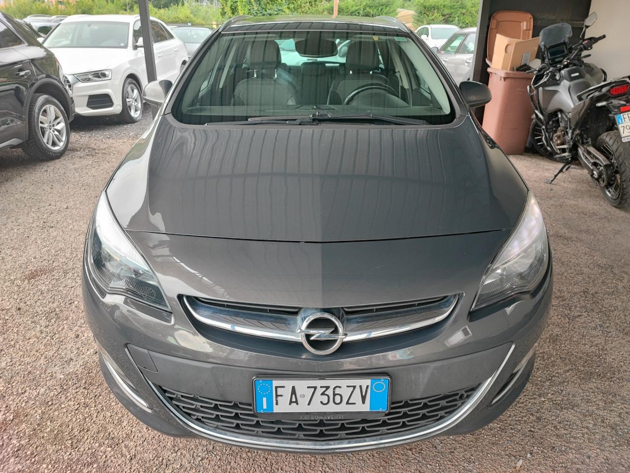 Opel Astra 1.4 Turbo 140CV Sports Tourer GPL Tech Cosmo