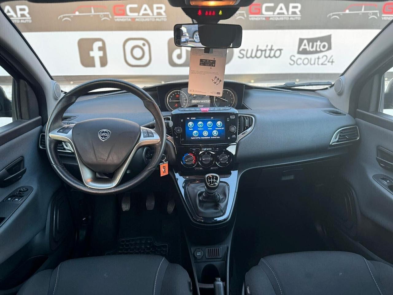 Lancia Ypsilon 1.0 FireFly 5 porte S&S Hybrid Gold