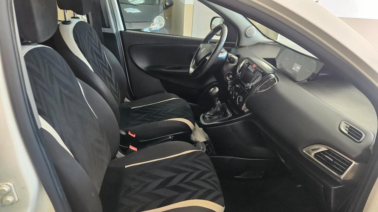 Lancia Ypsilon 1.3 MJT 16V 95 CV 5 porte S&S Platinum