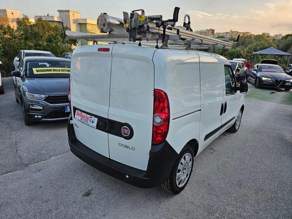 Fiat Doblo 1.6 MJTD 105CV CON SCAFFALI