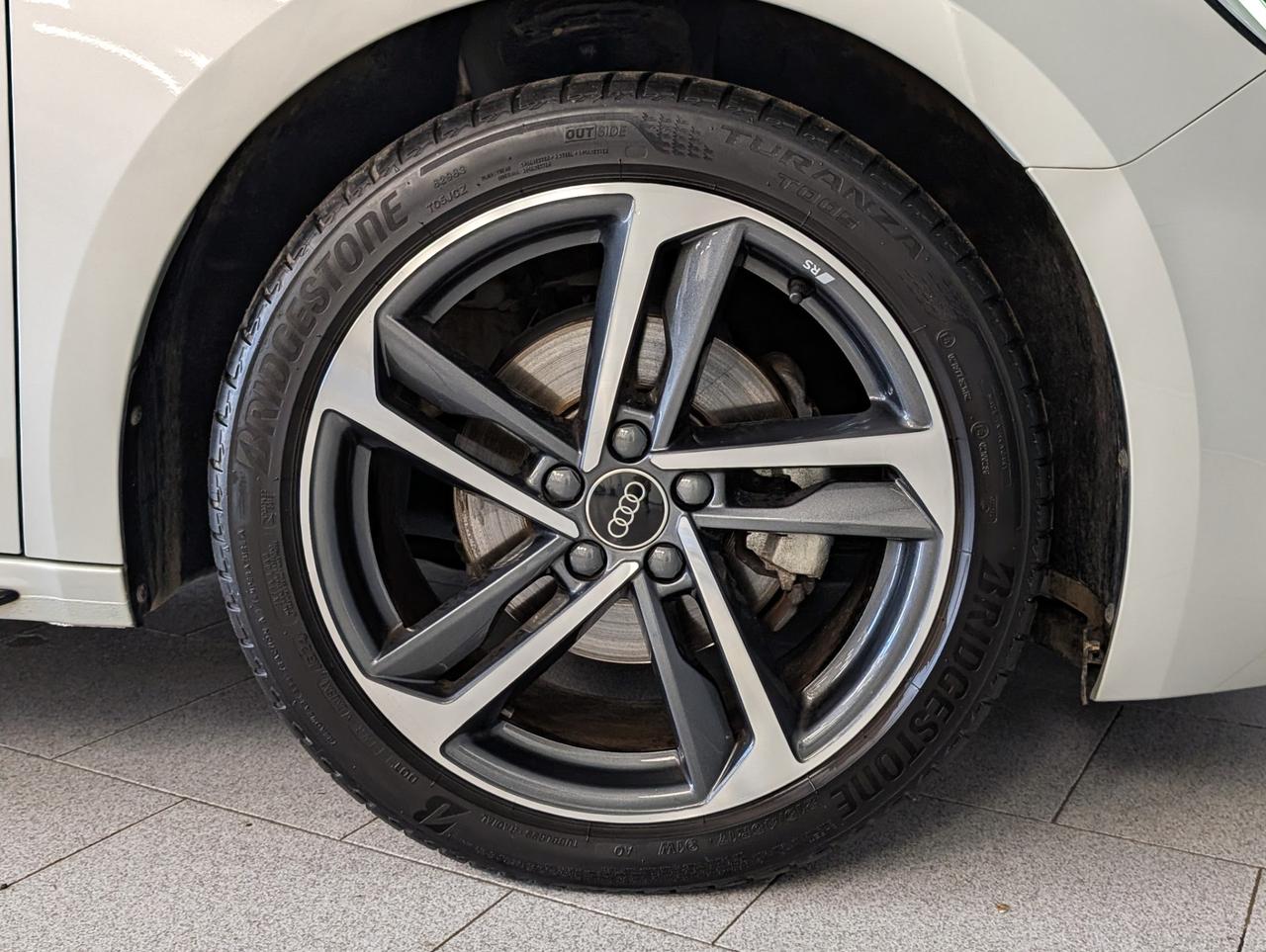 Audi A1 30 TFSI 116cv Adrenalin Black Edition S line