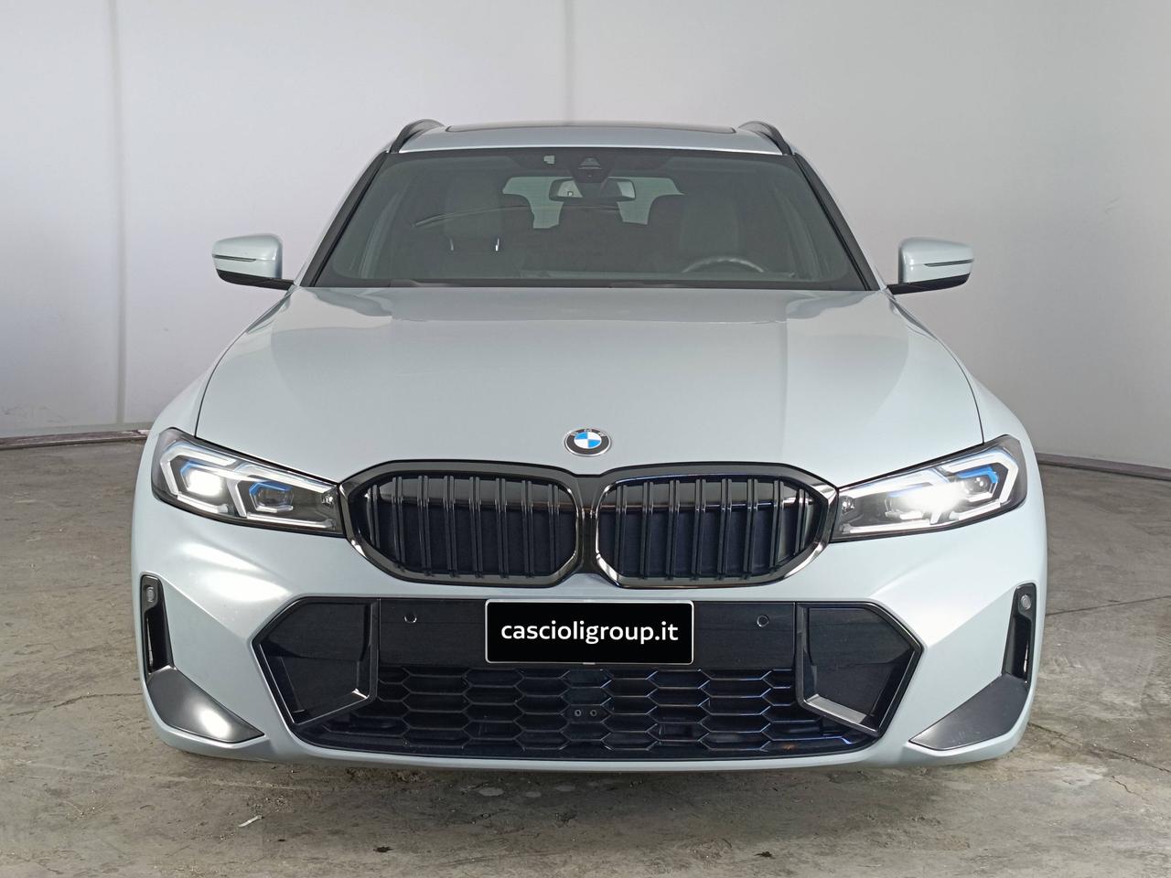 BMW 320d Touring mhev 48V xdrive Msport auto