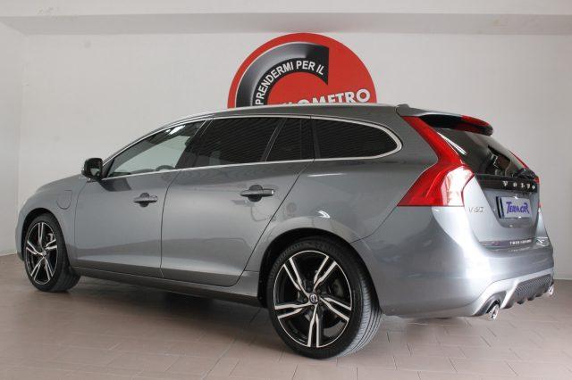 VOLVO V60 D6 Hybrid AWD Geart Momentum R-Design TettoGancio