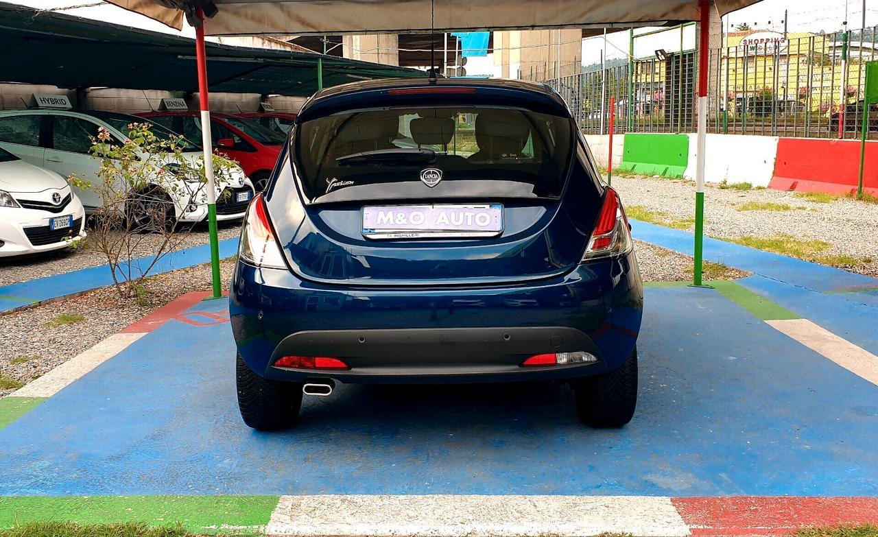 LANCIA YPSILON 1.2 BENZ/G.P.L BOMBOLA. VALIDA 2035