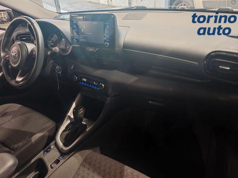 Toyota Yaris Hybrid Business