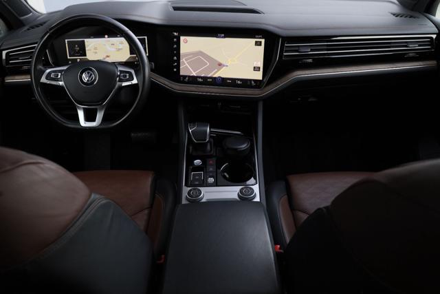 VOLKSWAGEN Touareg 3.0 V6 TDI SCR