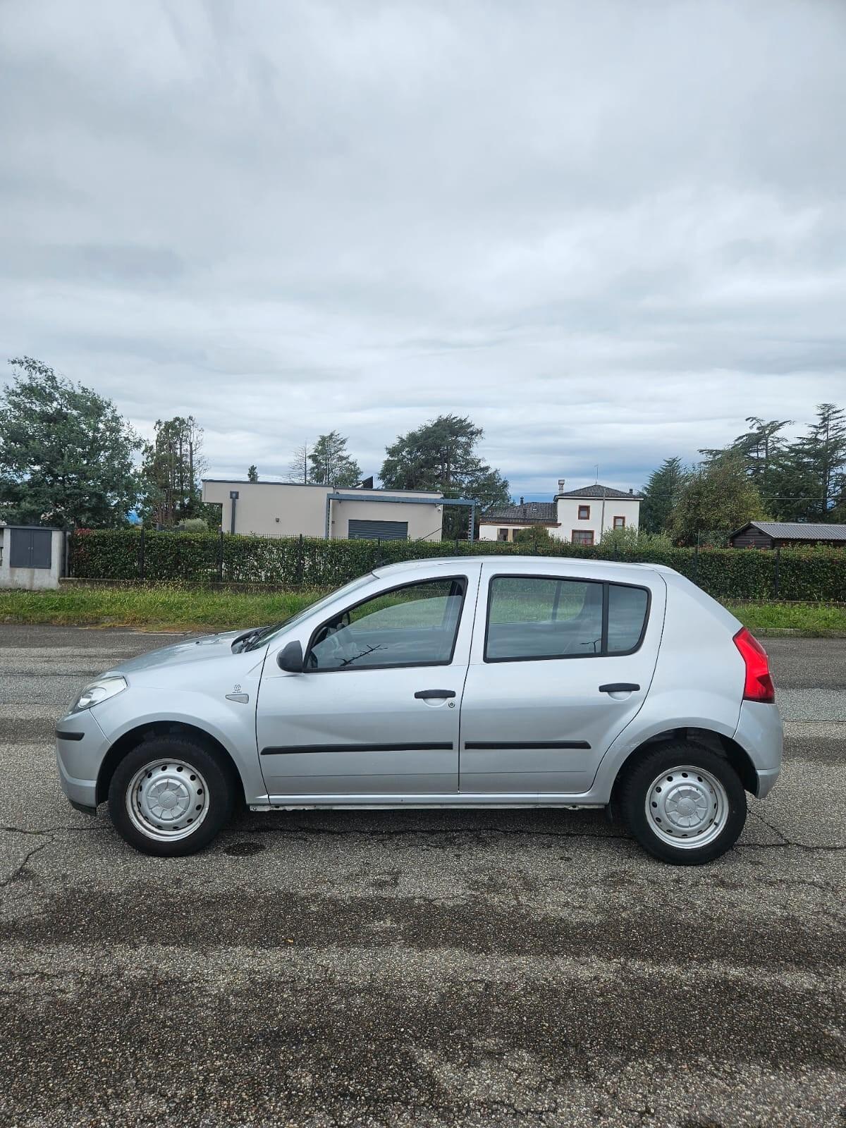 Dacia Sandero 1.2 NEOPATENTATI