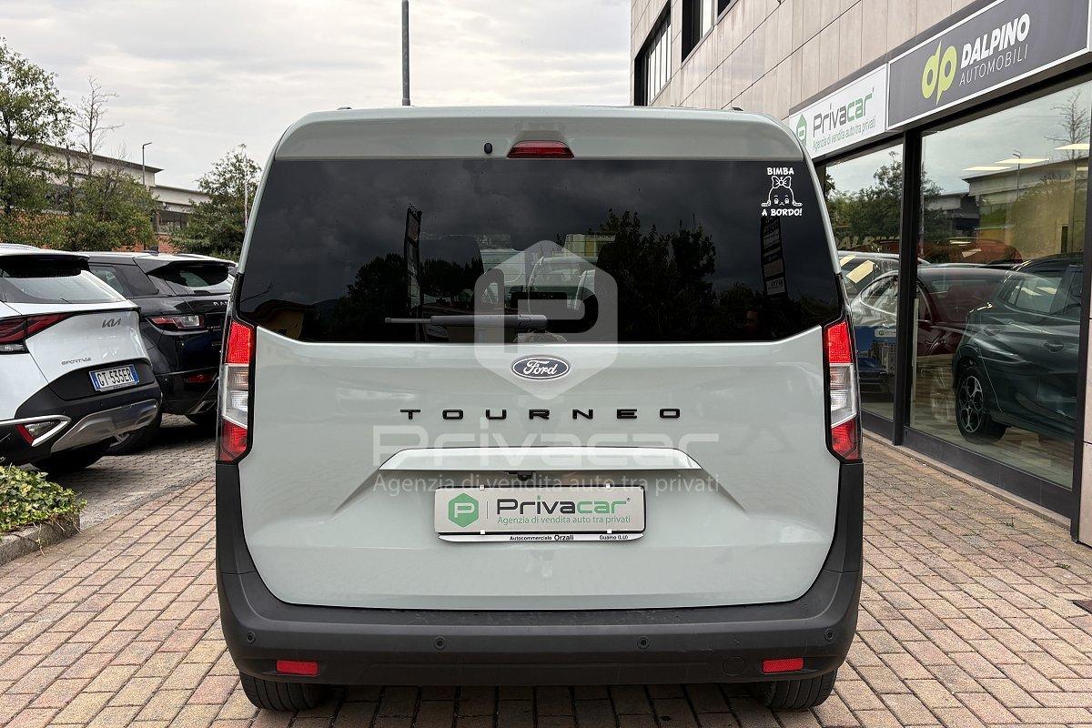 FORD Tourneo Courier 1.0 EcoBoost Titanium