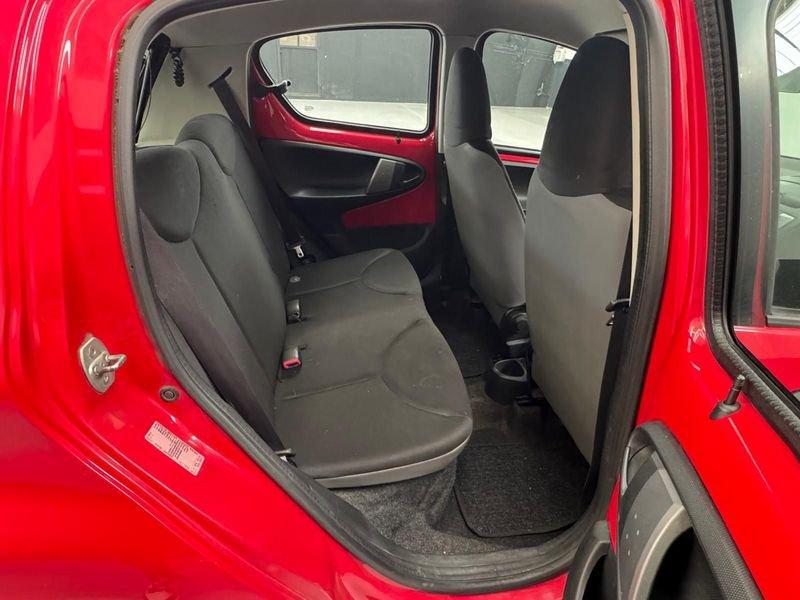 Toyota Aygo Aygo 1.0 12V VVT-i 5 porte Lounge Connect MMT