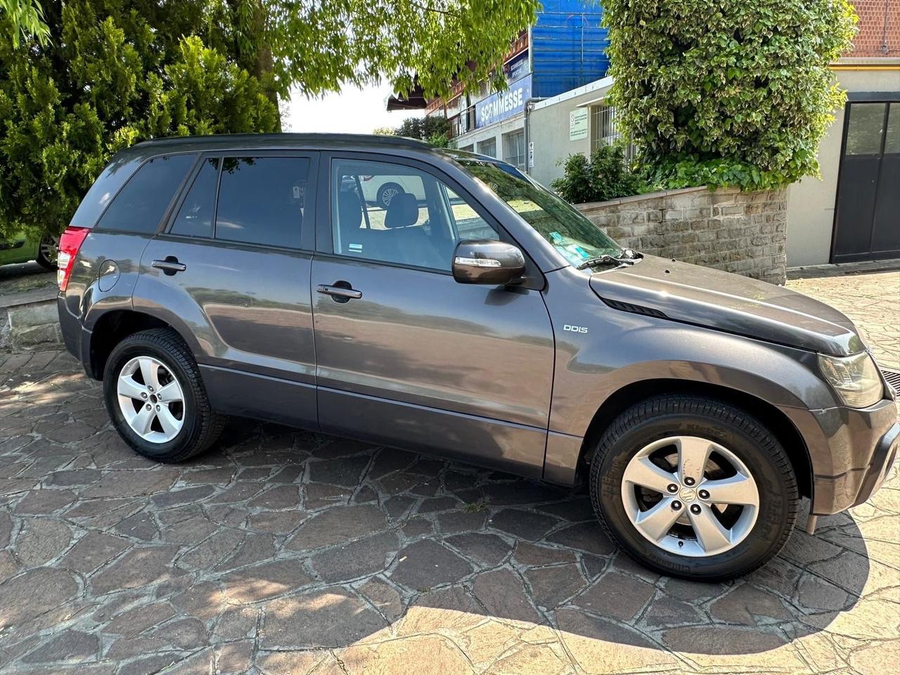Suzuki Grand Vitara Grand Vitara 1.9 DDiS 5 porte Executive Crossover