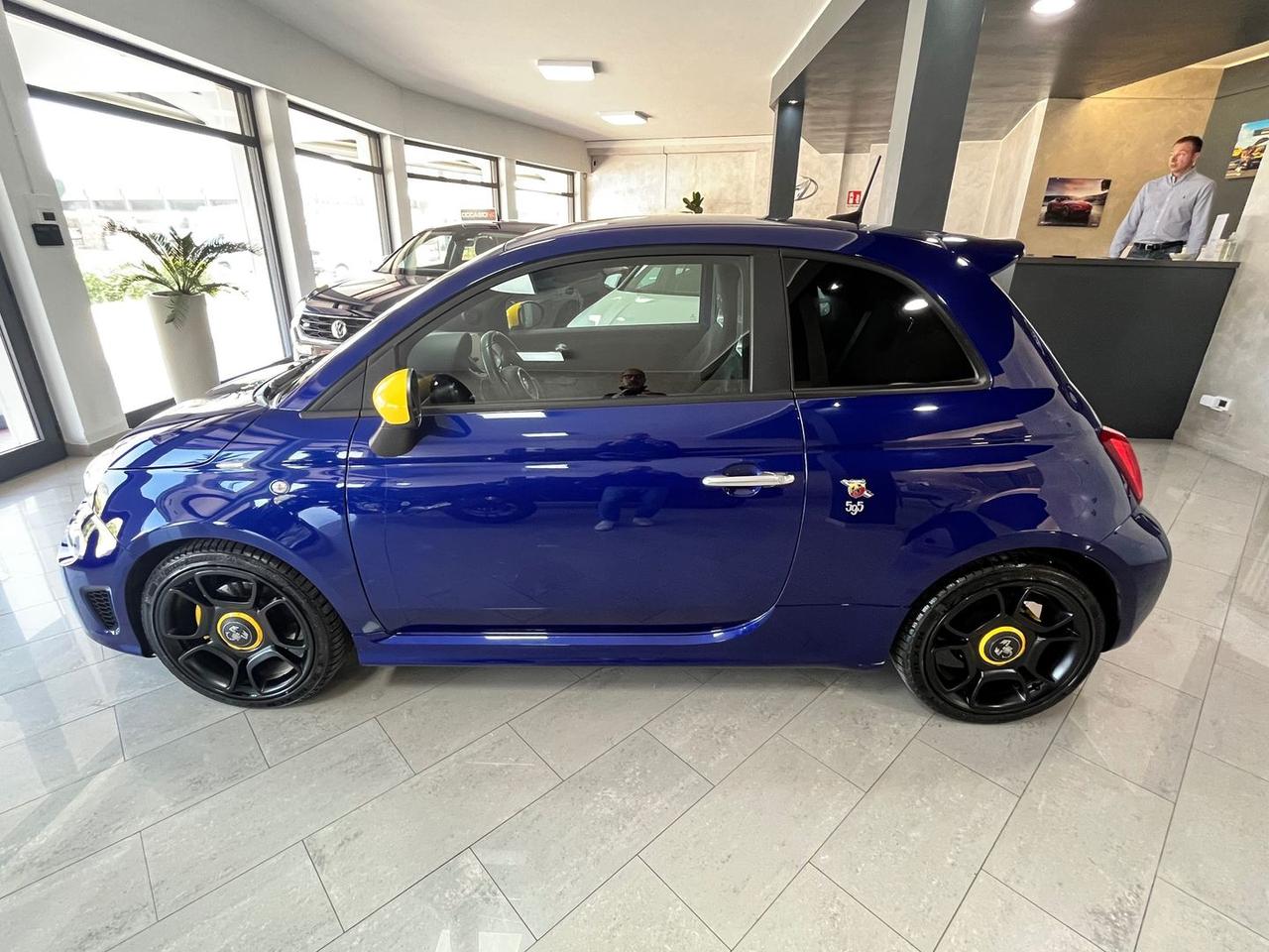 Fiat 500 Abarth Pista 1.4 T-Jet