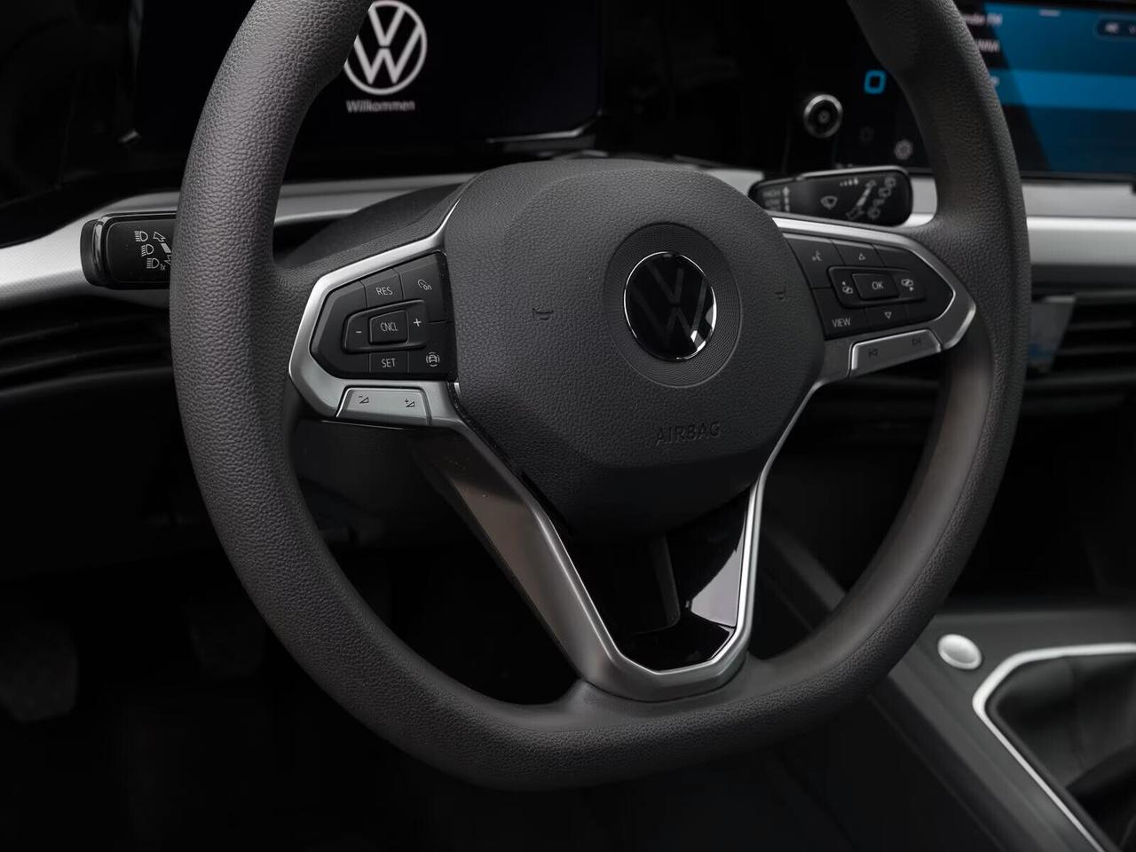 Volkswagen Golf 1.0 TSI