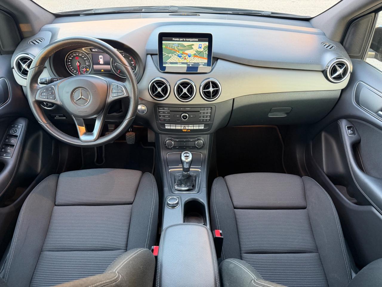 Mercedes-benz B 180 Premium 1.5 dci 110 cv Navig
