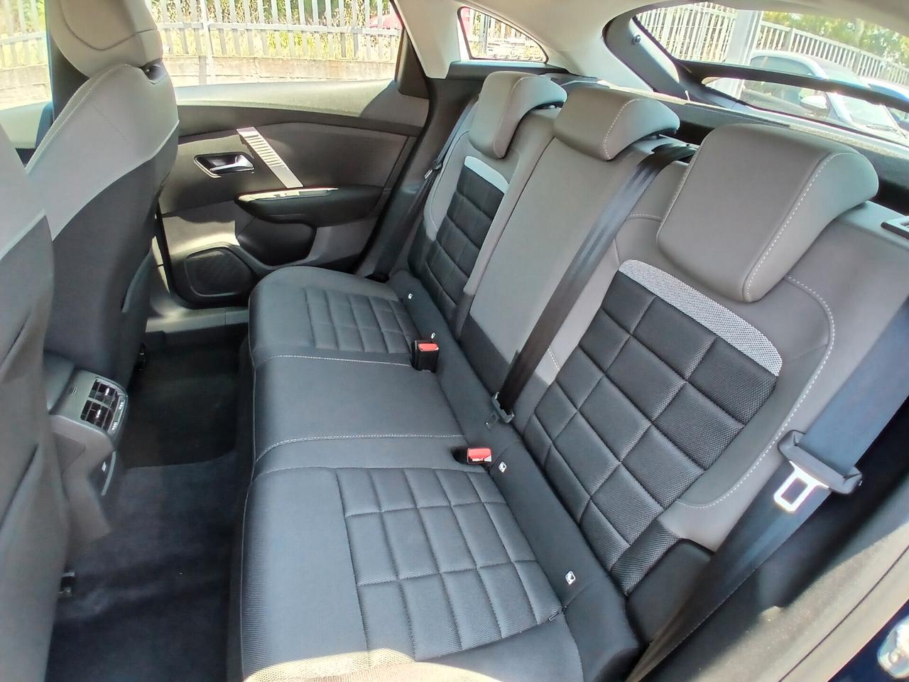 Citroen C4 BlueHDI 130 S&S EAT8 Plus