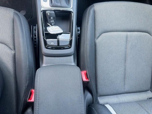 Audi Q2 35 TFSI Identity Black