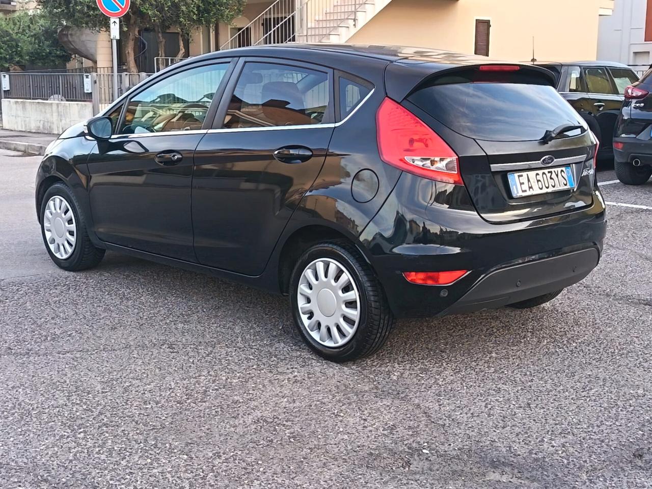Ford Fiesta 2010 1.4 5 porte Bz.- GPL Titanium NEOPATENTATI LEGGI BENE