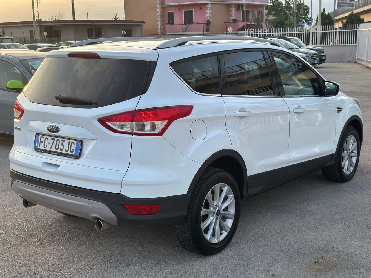 Ford Kuga 2015 2.0 TDCI 150 CV S&S 4WD Titanium
