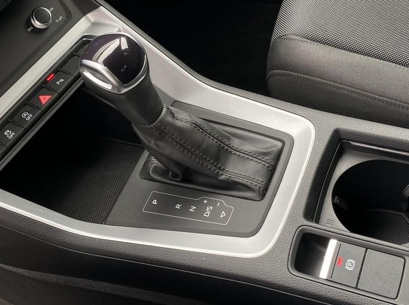 Audi Q3 Business 2.0 TDI 150CV S-Tronic 35