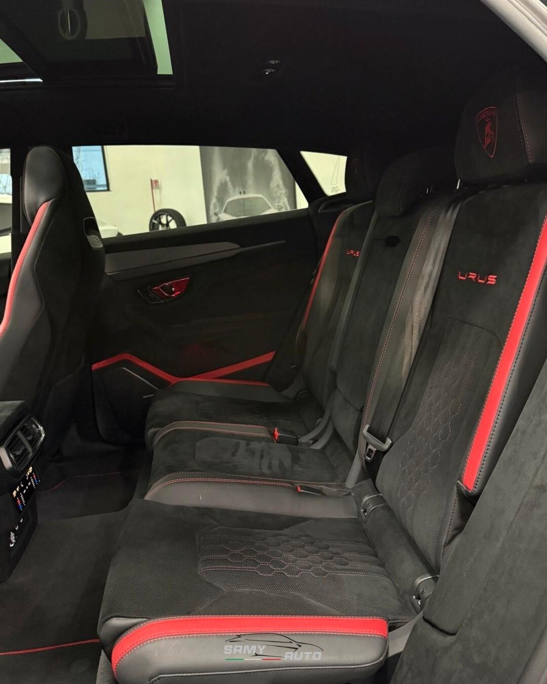 Lamborghini Urus 4.0 Performante