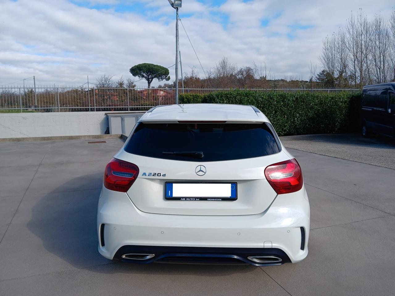 Mercedes A220d 177cv Premium AMG anno 2016