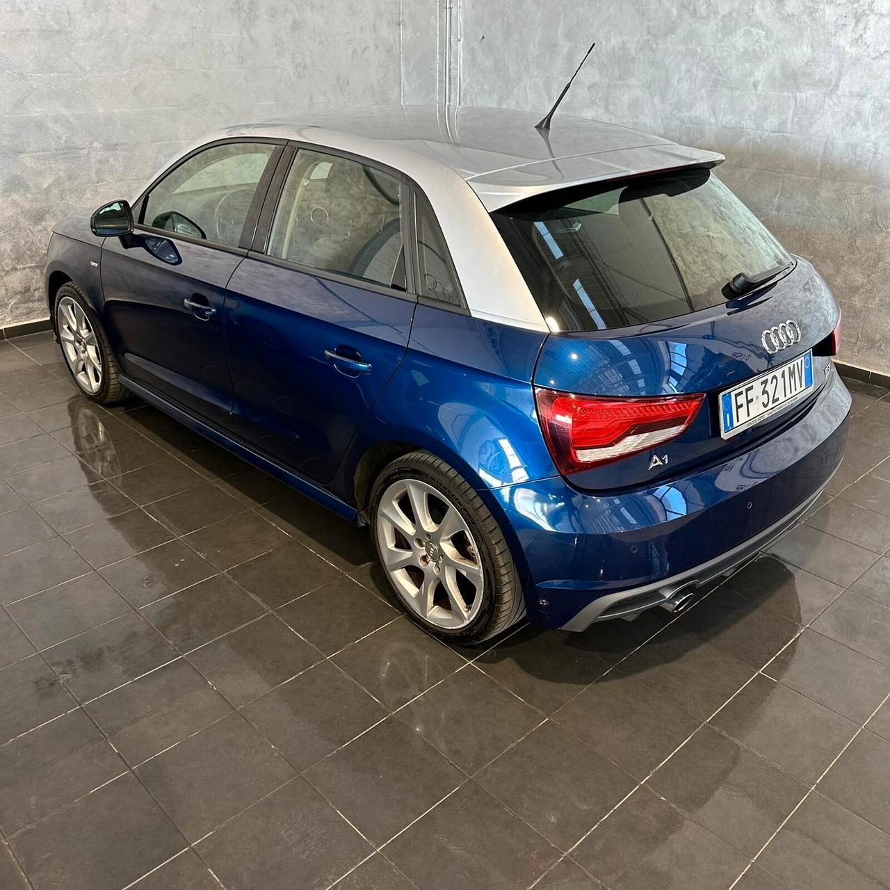 Audi A1 SPB 1.0 TFSI ultra Design S-line