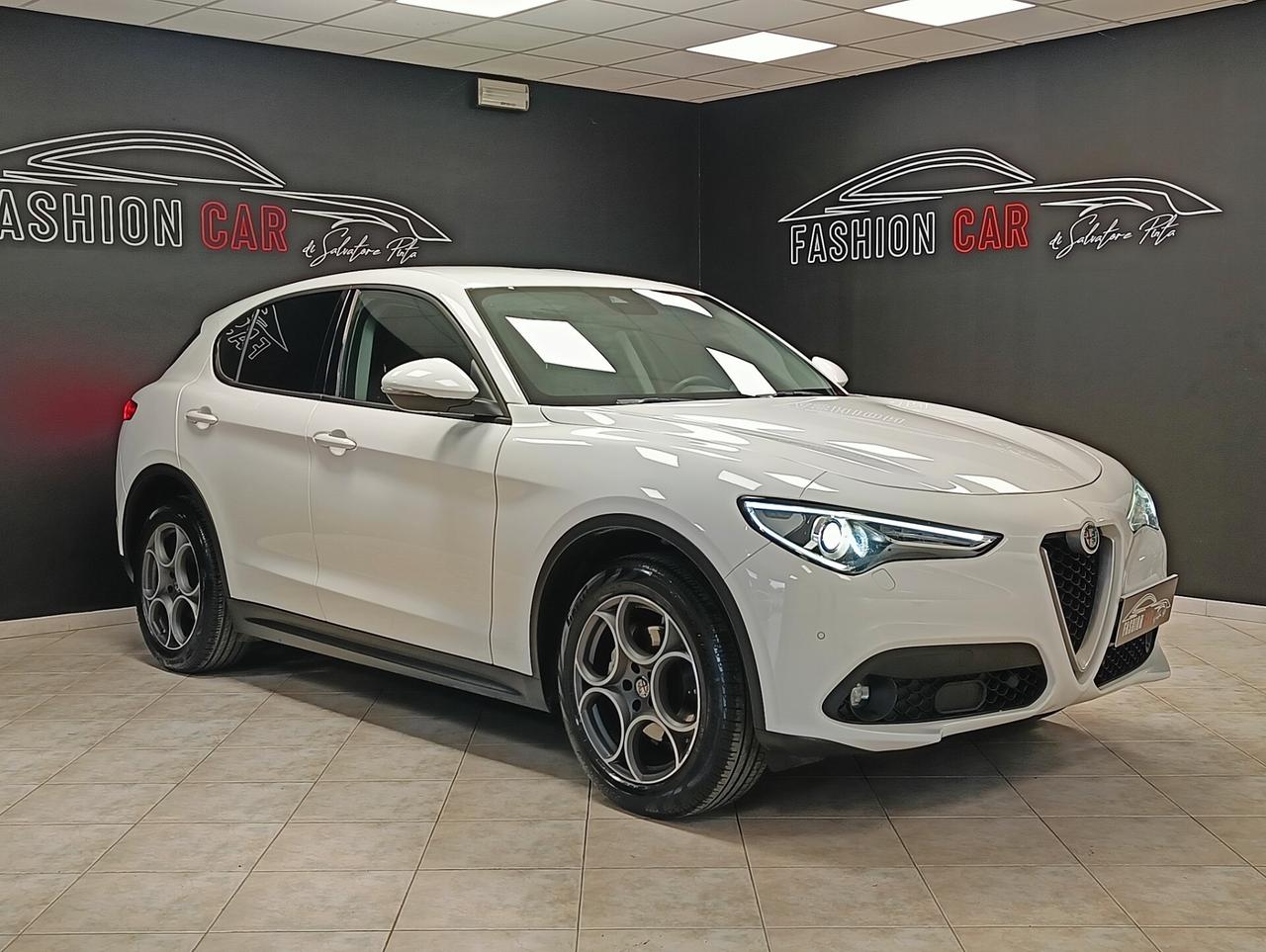 Alfa Romeo Stelvio 2.2 Turbodiesel 210 CV AT8 Q4 Super