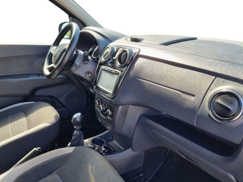 Dacia Lodgy 1.5 dCi 8V 110CV Start&Stop 7 posti - NEOPATENTATI