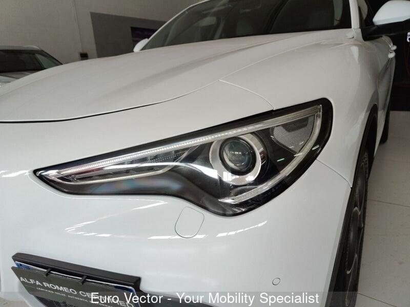 Alfa Romeo Stelvio 2.2 Turbodiesel 180 CV AT8 Executive