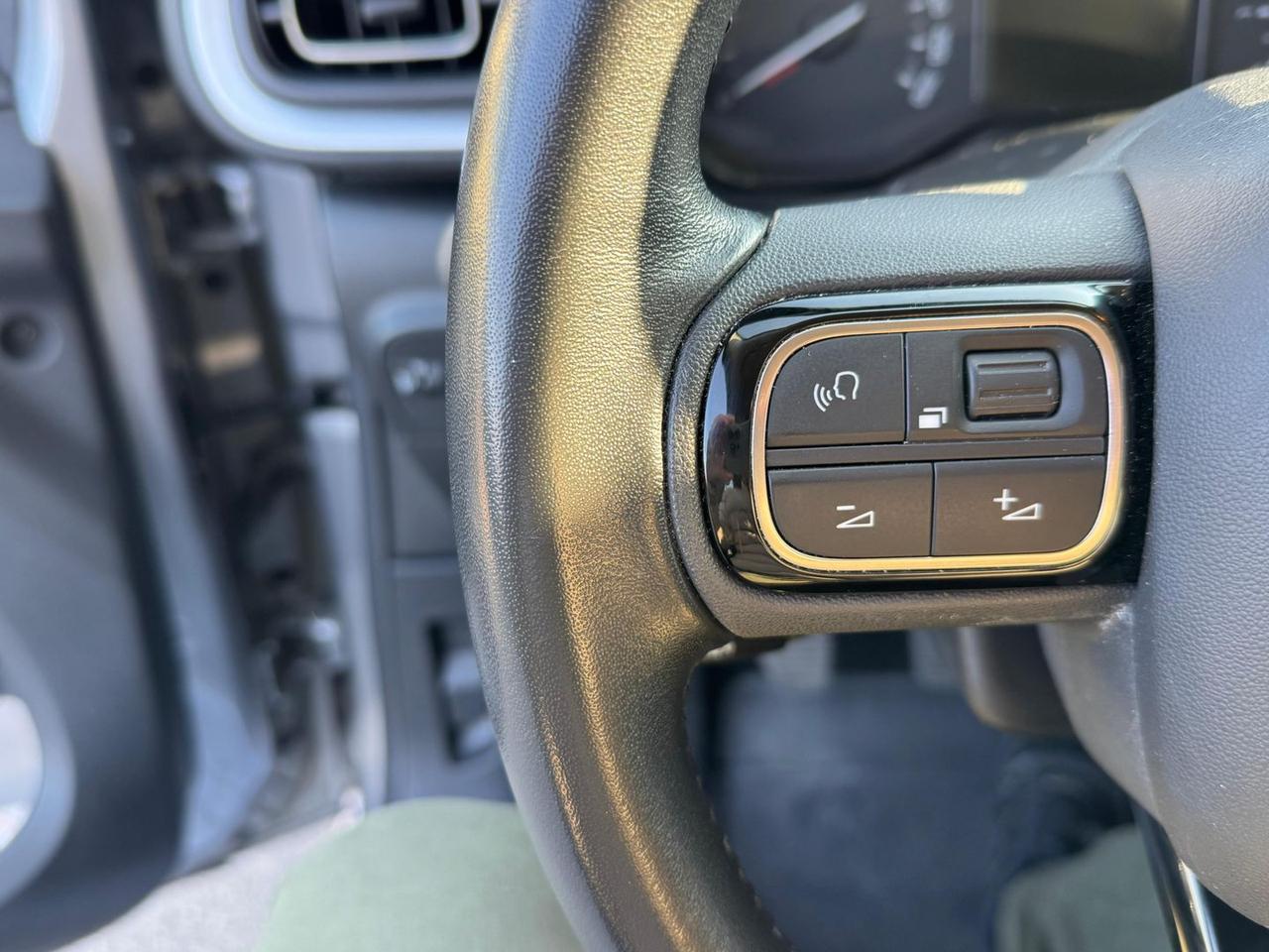 Citroen C3 Shine 1.2 PureTech 83 #8589