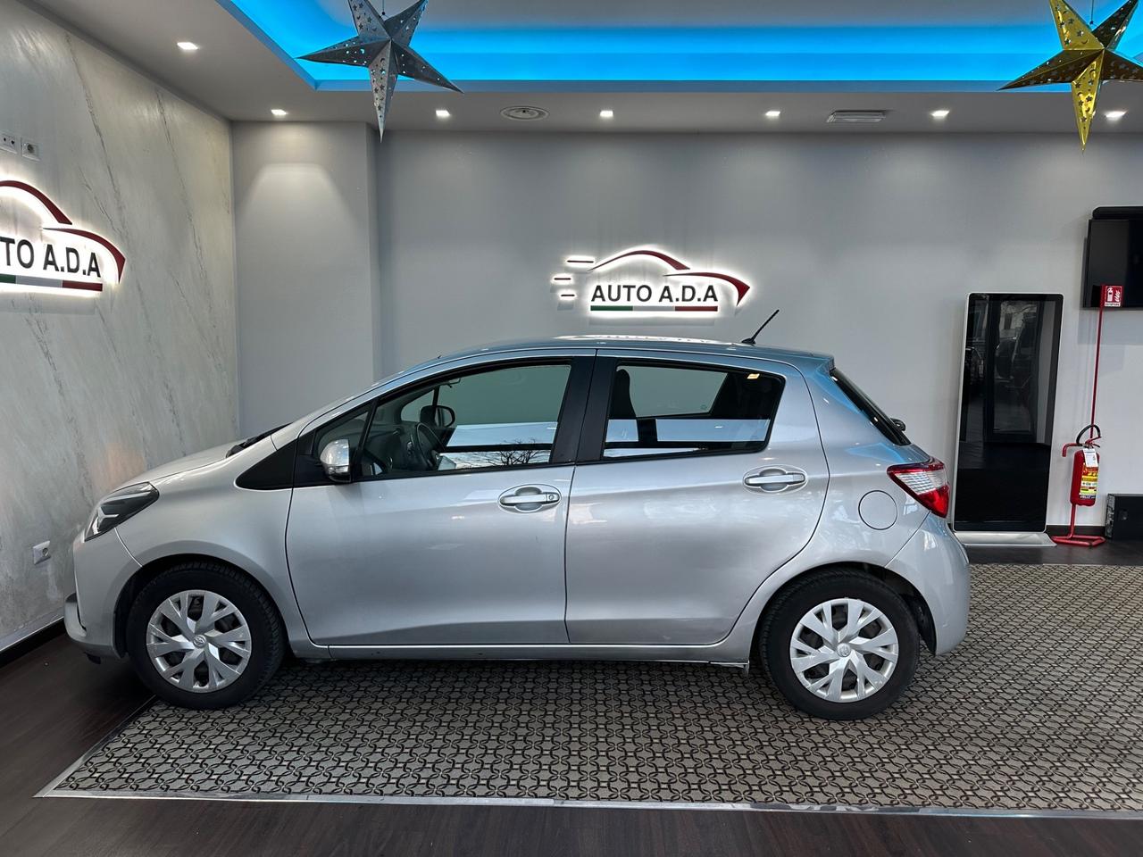 Toyota Yaris 1.0 5 porte Lounge