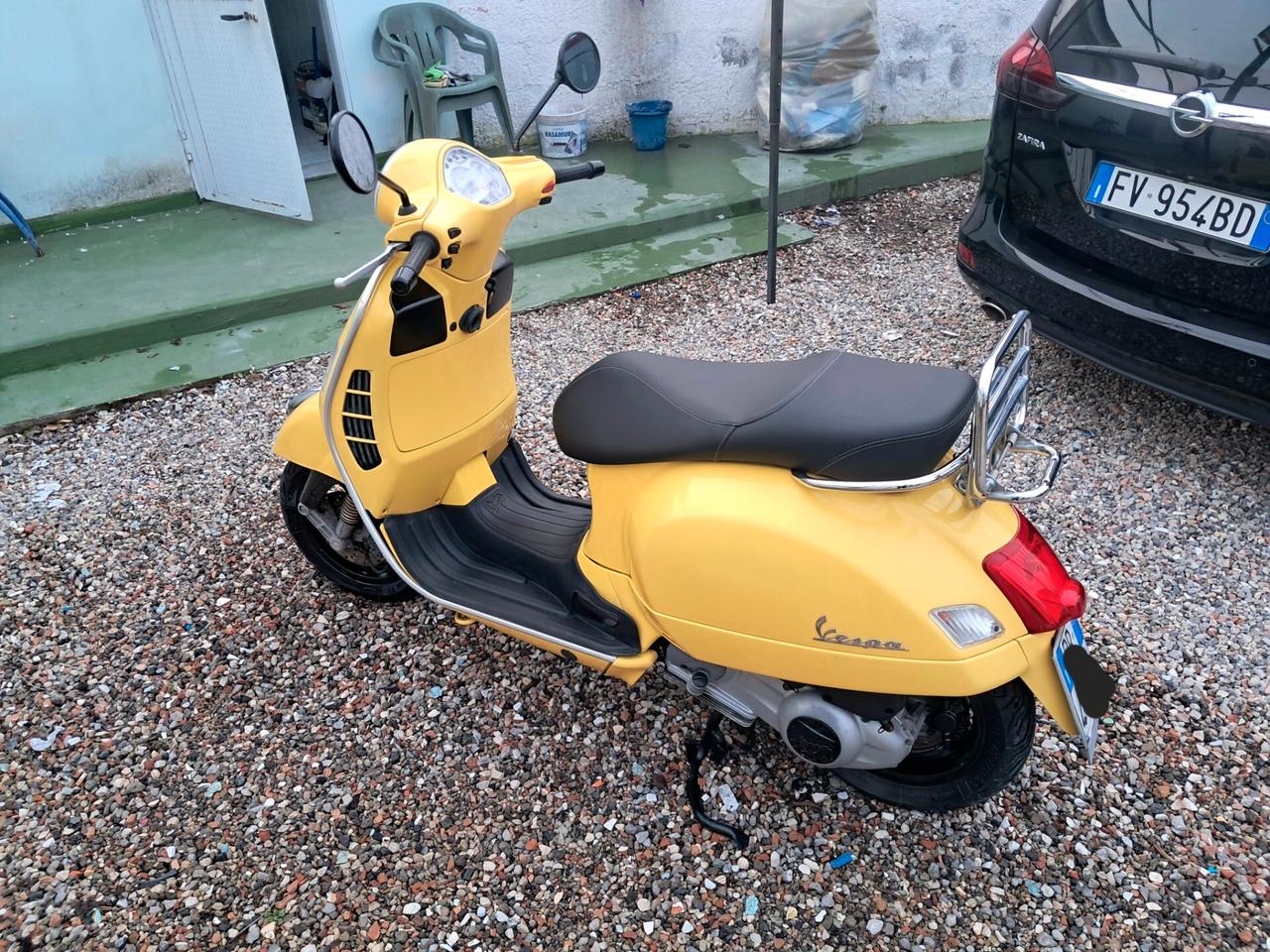 Piaggio Vespa 125 GTS
