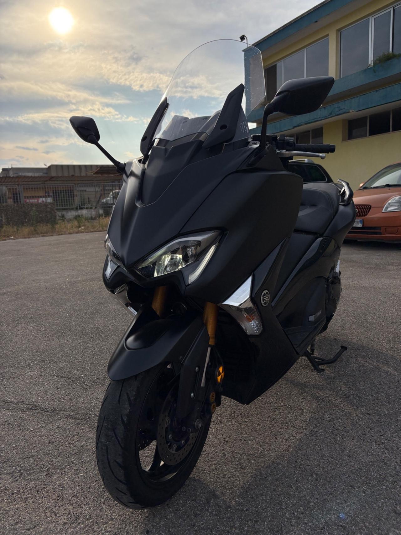 Yamaha T Max 530 SX ABS