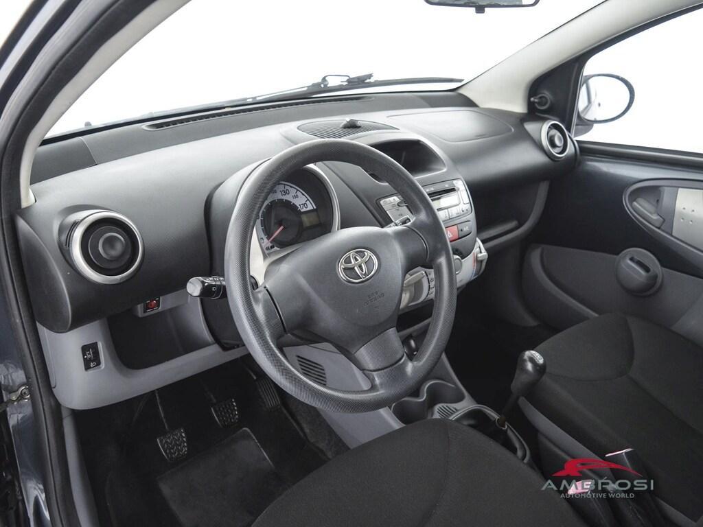 Toyota Aygo 5 Porte 1.0 VVT-i Sol