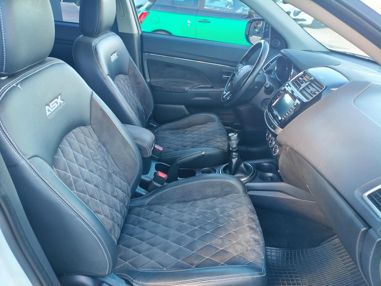 Mitsubishi ASX 1.6 DI-D 114 CV 2WD Instyle Panoramic