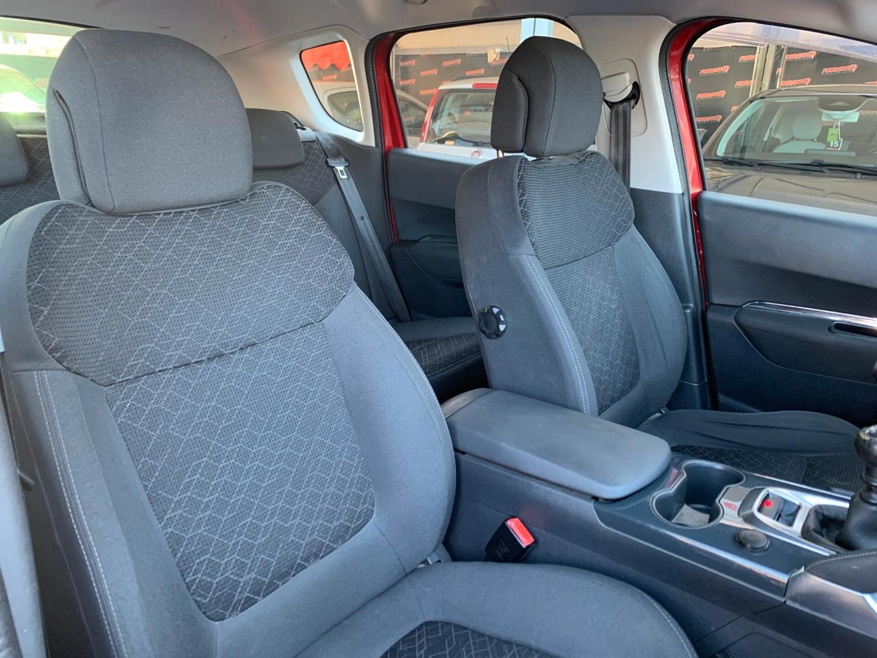 Peugeot 3008 1.6 HDi 115CV Allure