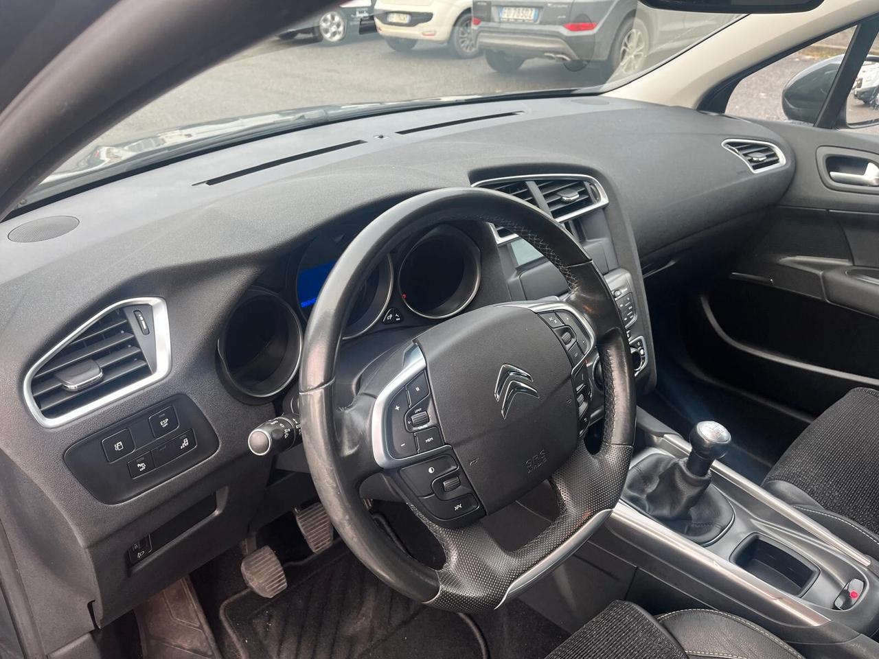 Citroen C4 1.6 VTi 120