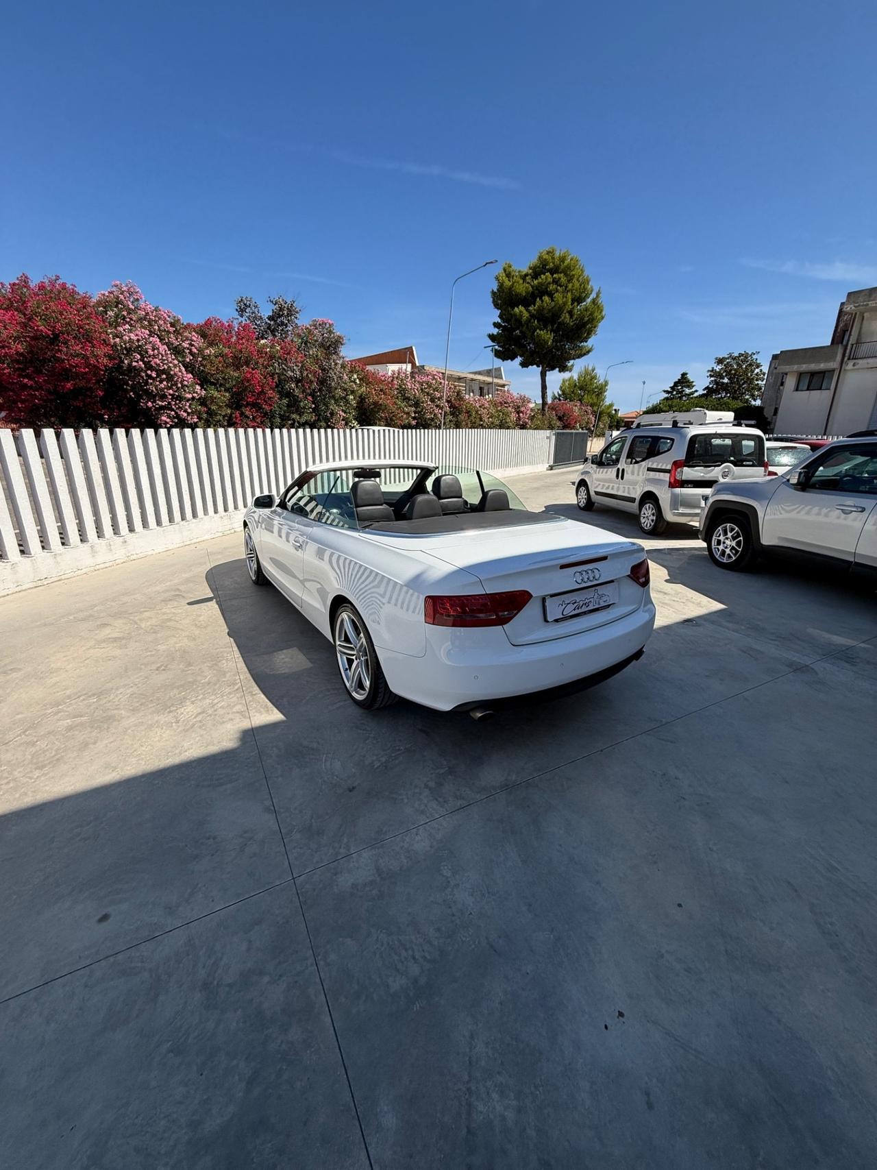Audi A5 Cabrio 2.7 TDI F.AP. Ambiente