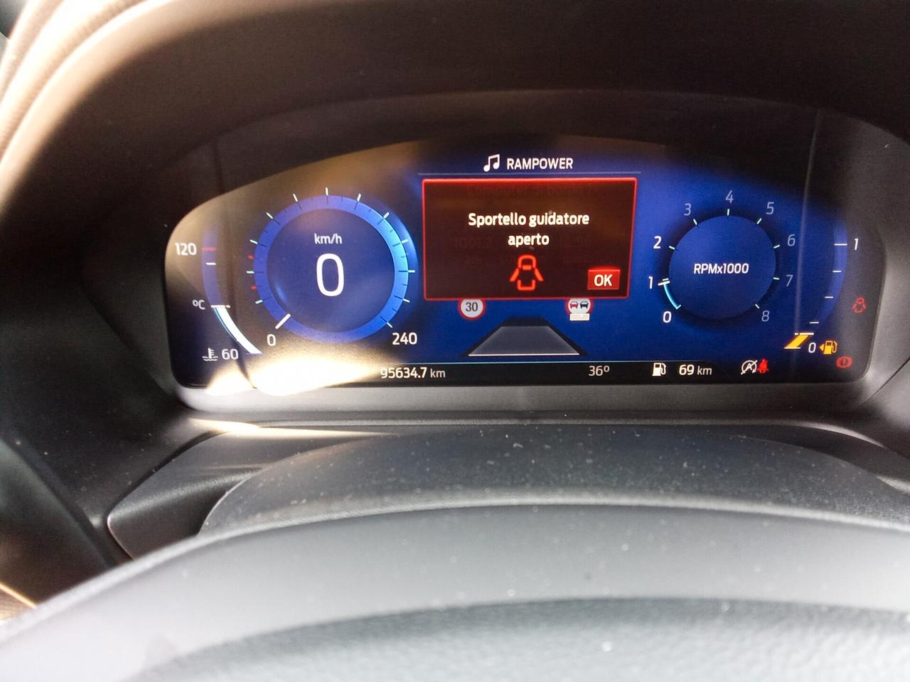 Ford Puma 1.0 EcoBoost Hybrid 155 CV S&S ST-Line